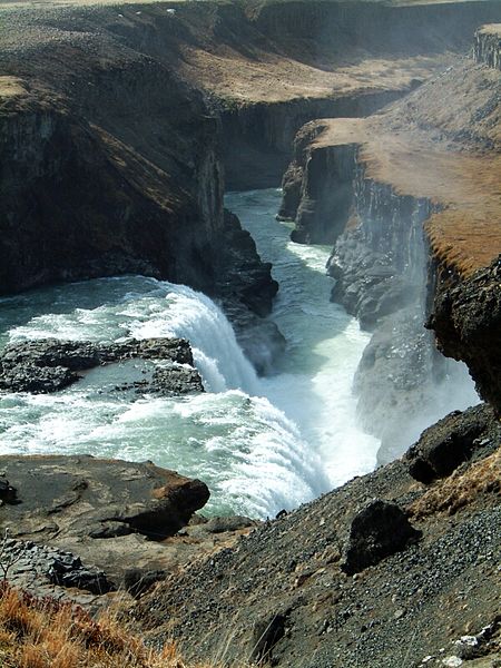 File:Gullfoss Schlucht.jpg