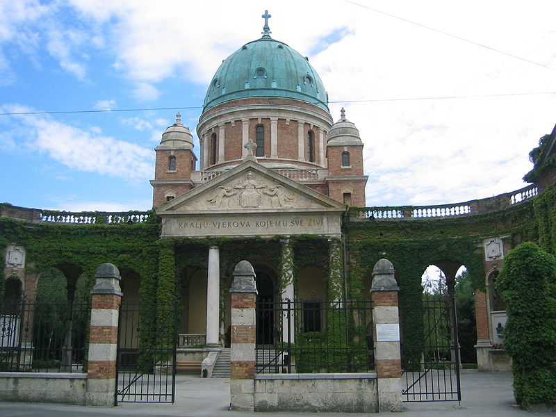 File:Mirogoj Cemetery Front.jpg