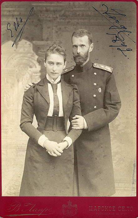 elisabeth0_6560094_2535385 (443x700, 98Kb)