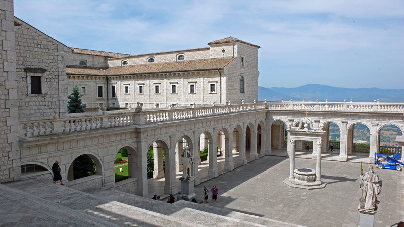 abbazia-monte-cassino.jpg