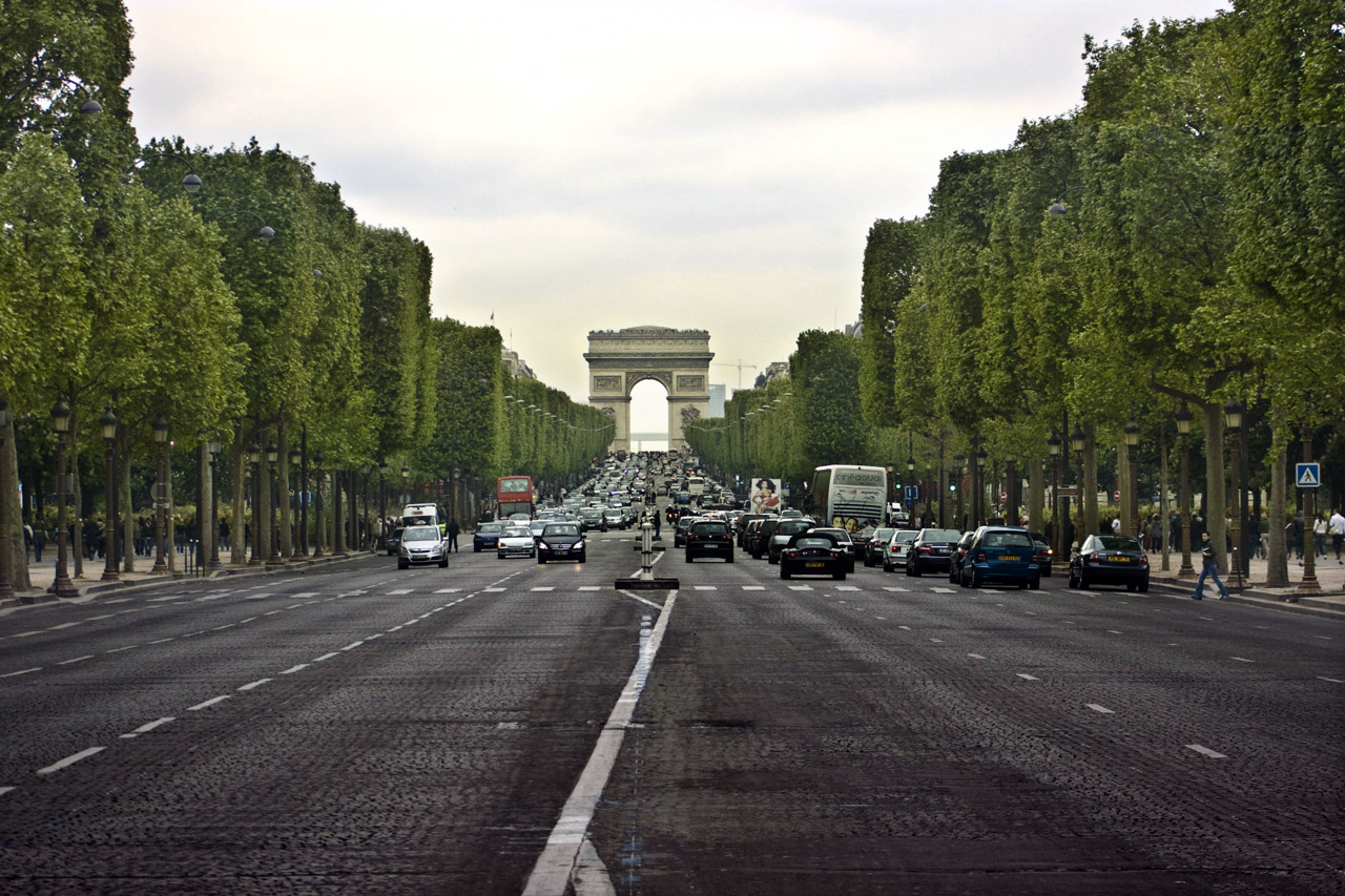 paris-champs-elysees.jpg paris-champs-elysees.jpg