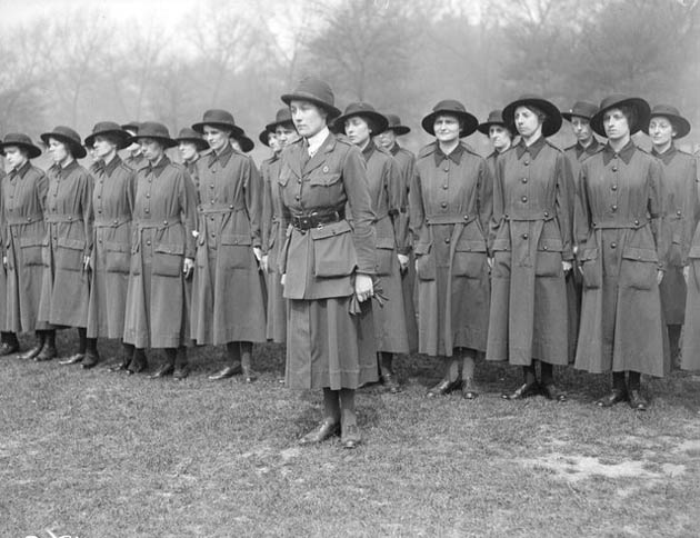 WomeninTheFirstWorldWar12.jpg WomeninTheFirstWorldWar12.jpg