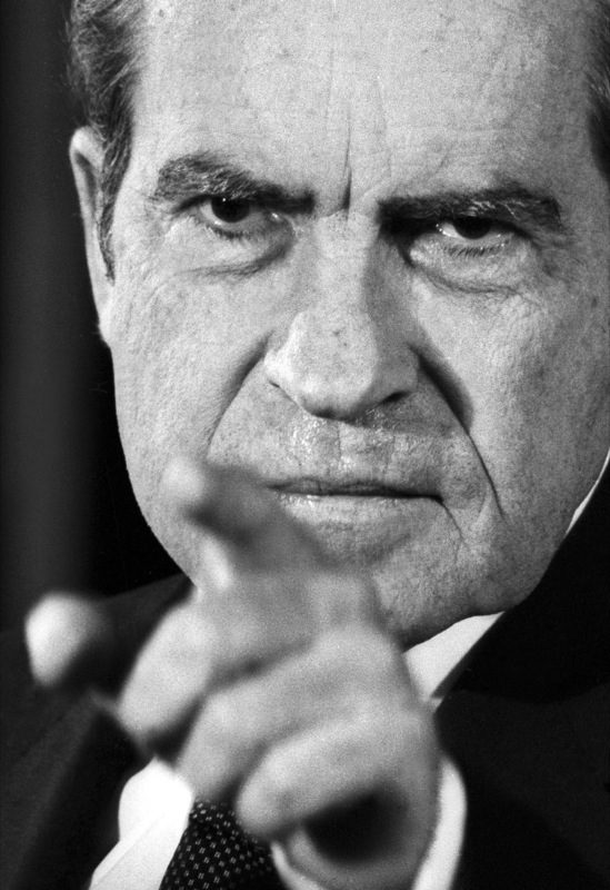 Пять громких скандалов в политике (18+)