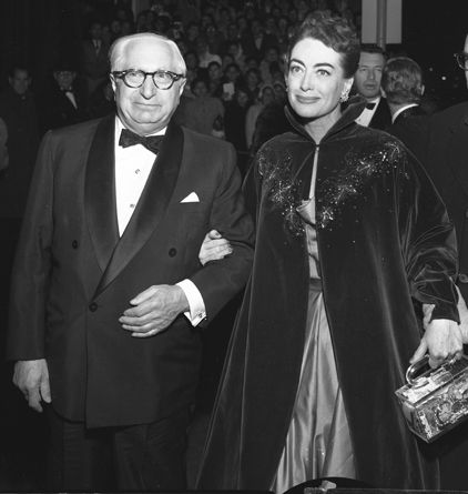Louis_B_Mayer_and_Joan_Crawford.jpg