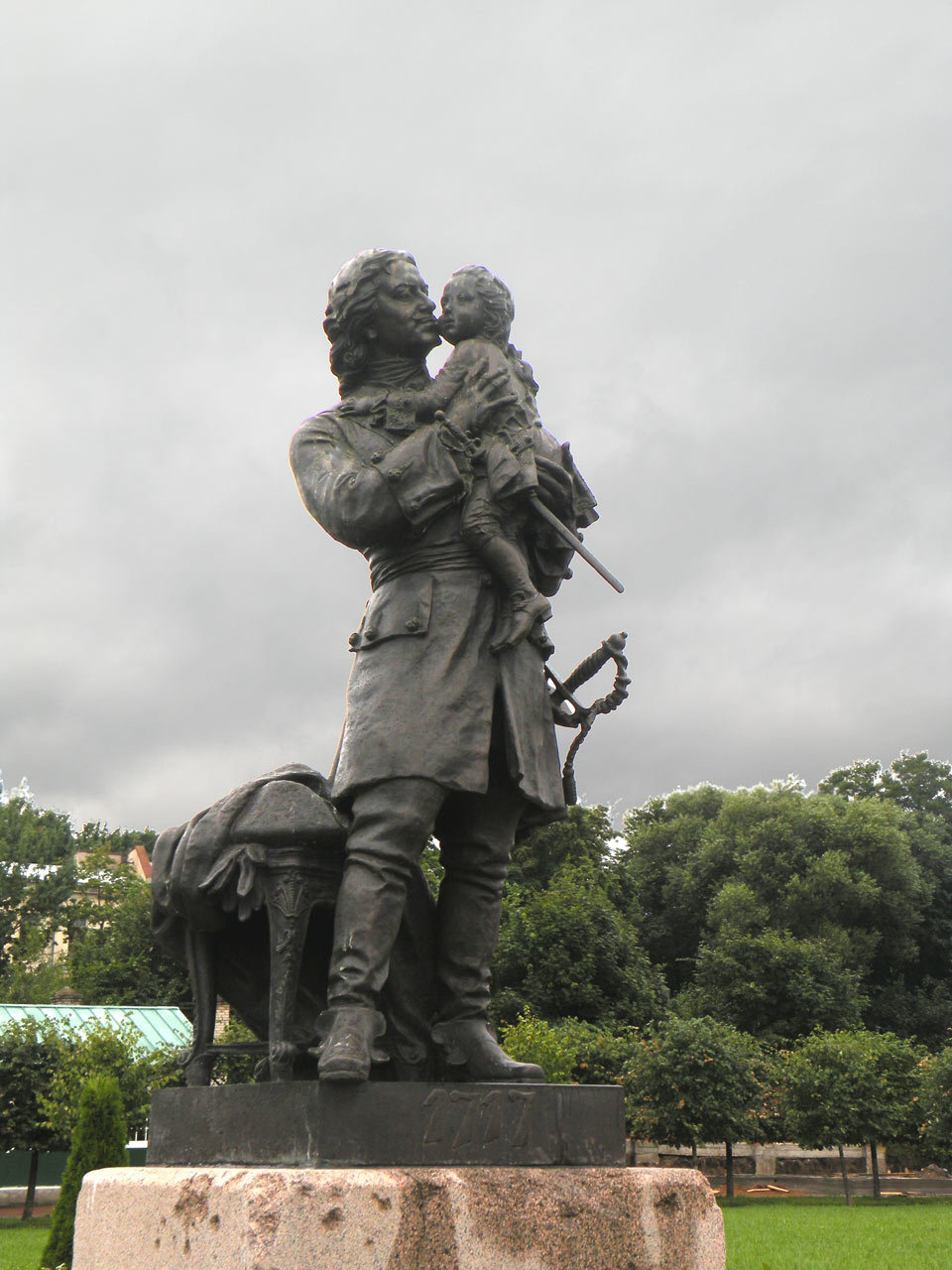 Петр Великий «держит на руках всю Францию»